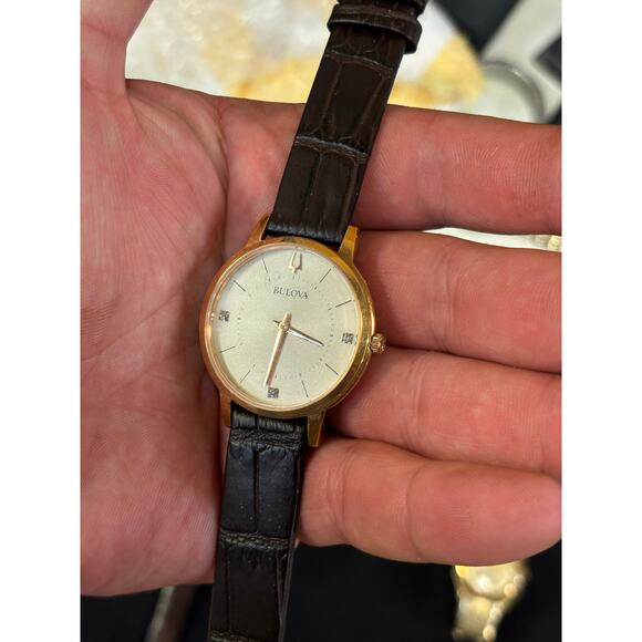 3 Bulova Men’s Watches! They All work! main image 6